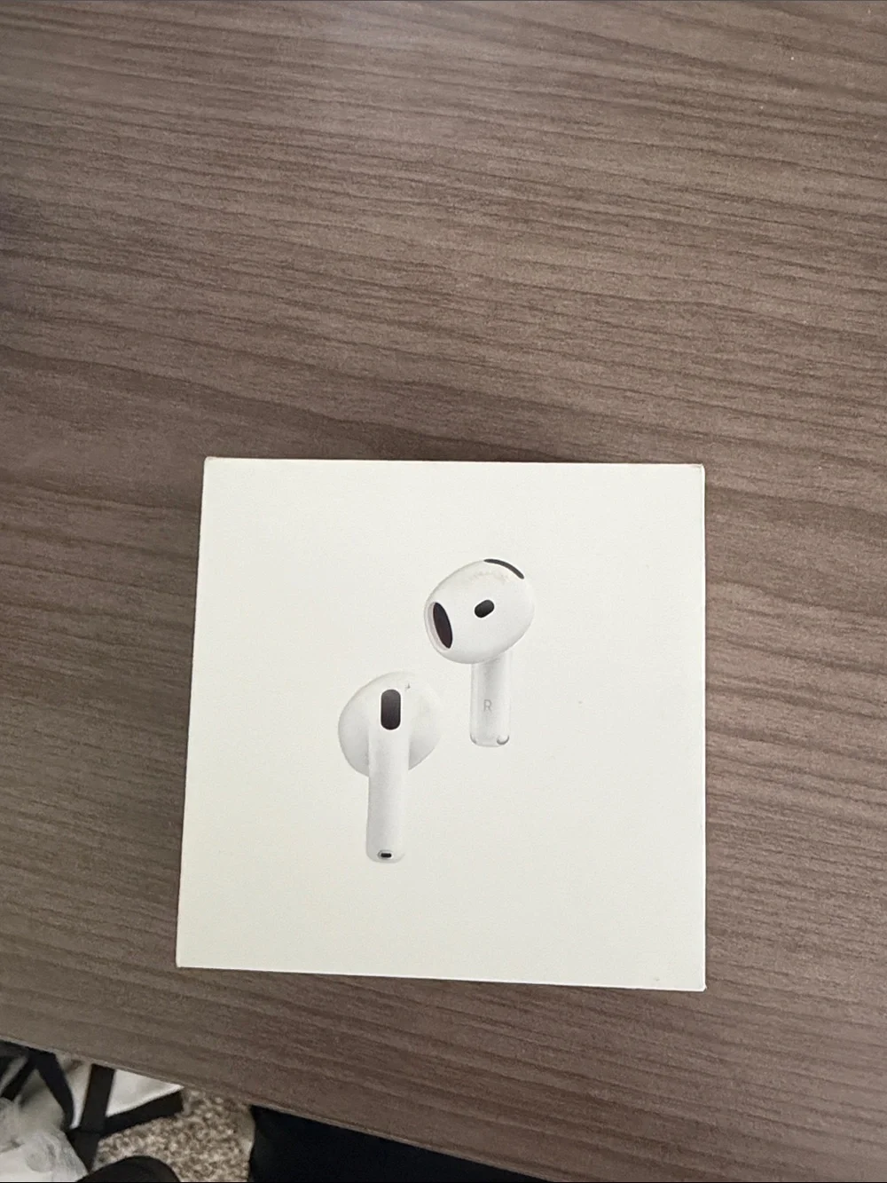 Apple White AirPods 4 with Active Noise Cancellation